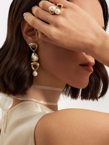 Élan Luxe Modern Earrings